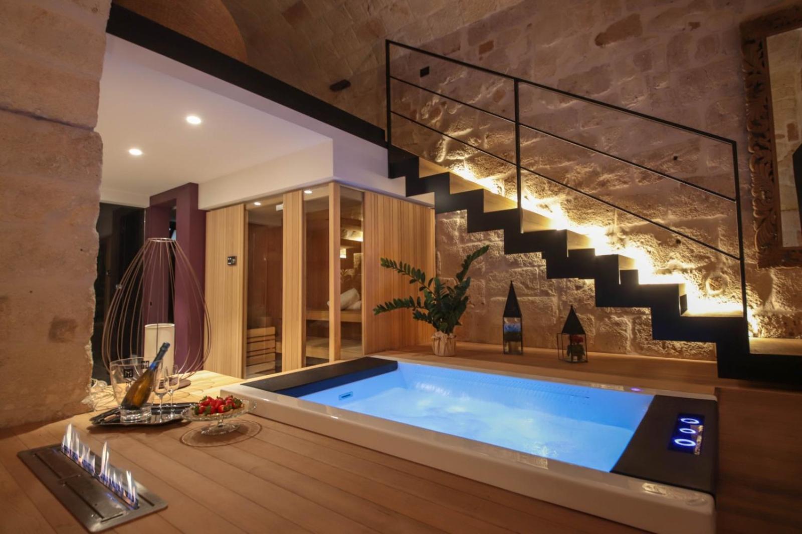 Suite & Spa Via Veneto โมโนโปลี ภายนอก รูปภาพ